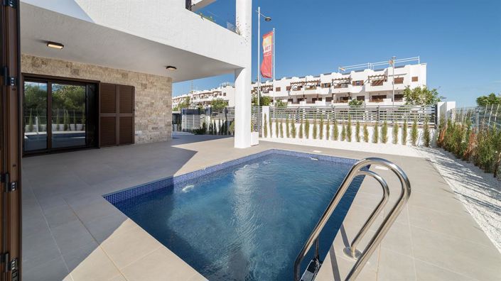 Image No.3-2 Bed Property for sale