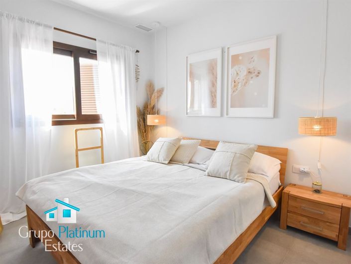 Image No.14-2 Bed Property for sale