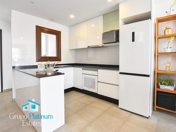 Image No.5-2 Bed Property for sale