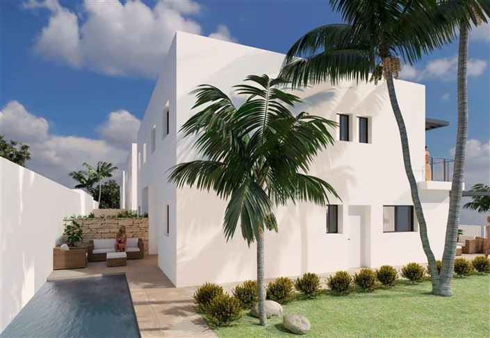 Image No.2-4 Bed Property for sale