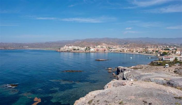 Image No.13-4 Bed Property for sale