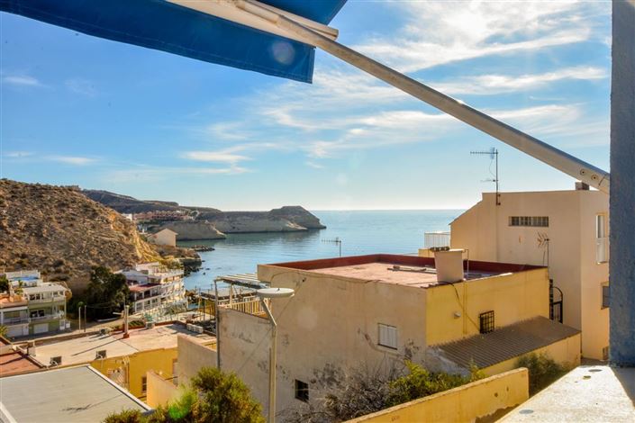 Image No.20-3 Bed Property for sale