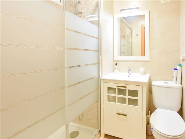 Image No.13-3 Bed Apartment for sale