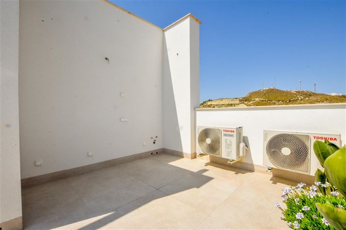 Image No.31-3 Bed Villa for sale