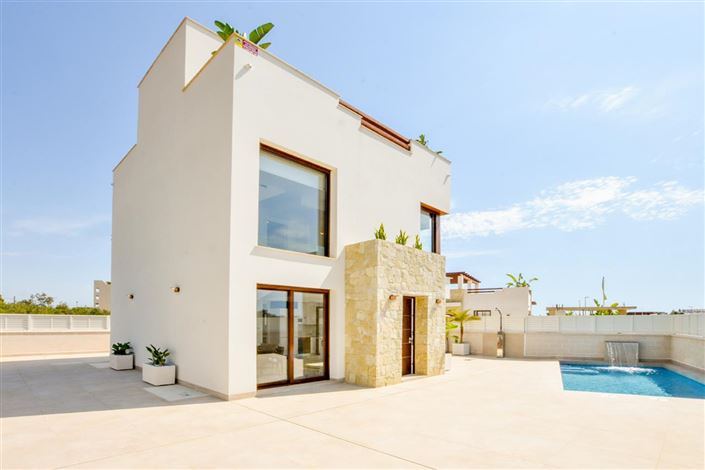 Image No.7-3 Bed Villa for sale