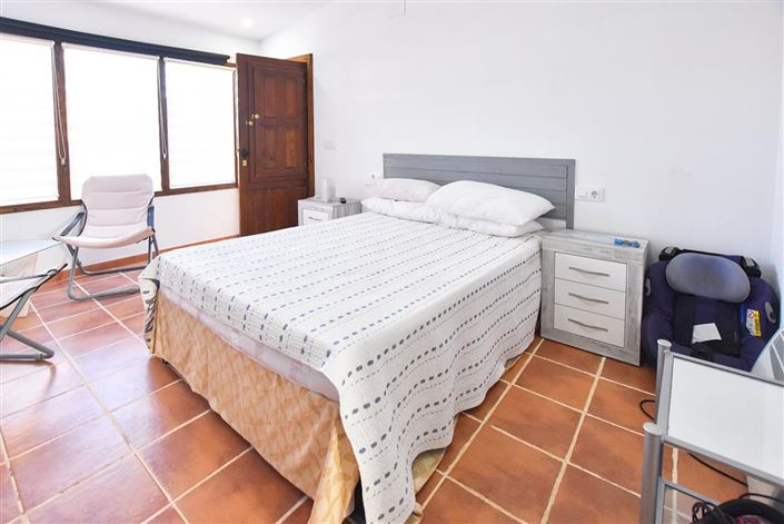 Image No.17-4 Bed Villa for sale