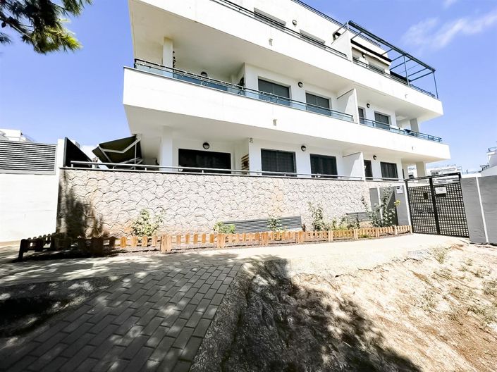 Image No.39-2 Bed Apartment for sale