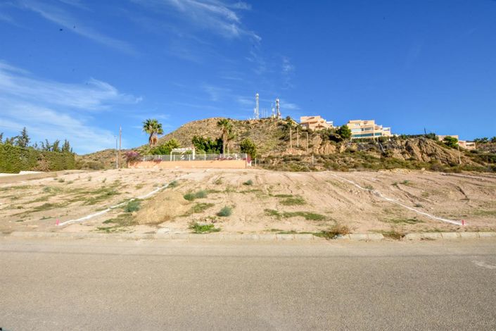 Image No.12-3 Bed Villa for sale