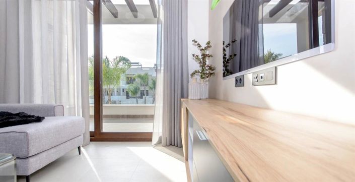 Image No.11-3 Bed Property for sale