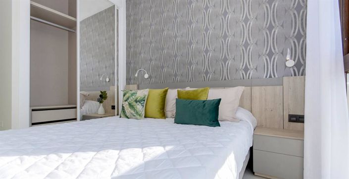 Image No.13-3 Bed Property for sale