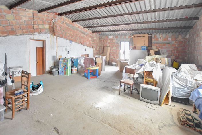 Image No.21-4 Bed Property for sale