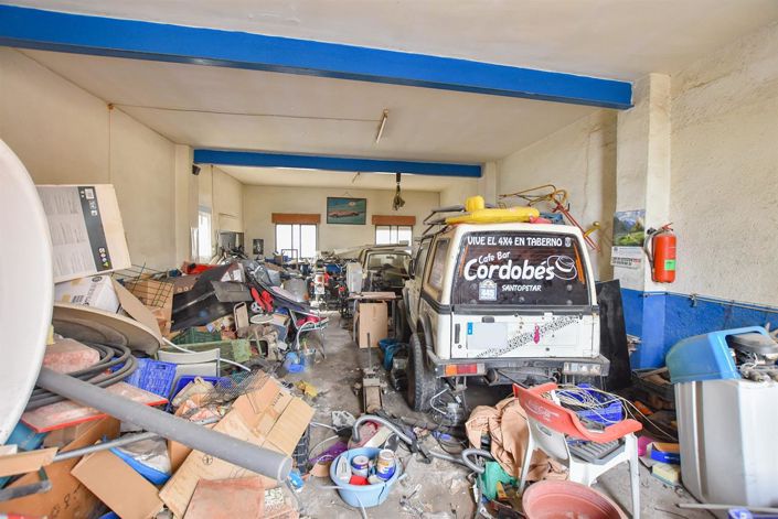 Image No.23-4 Bed Property for sale