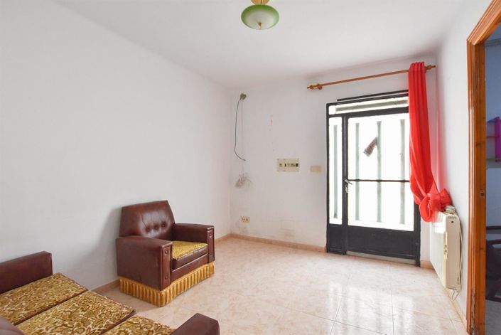 Image No.7-4 Bed Property for sale