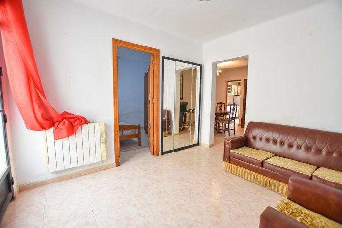 Image No.8-4 Bed Property for sale