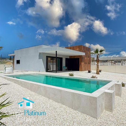 Image No.1-2 Bed Villa for sale