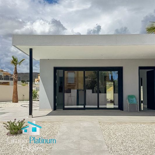 Image No.4-2 Bed Villa for sale