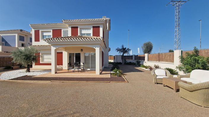 Image No.9-4 Bed Villa for sale