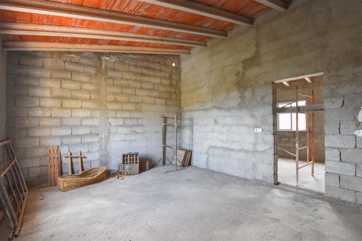 Image No.21-3 Bed Villa for sale