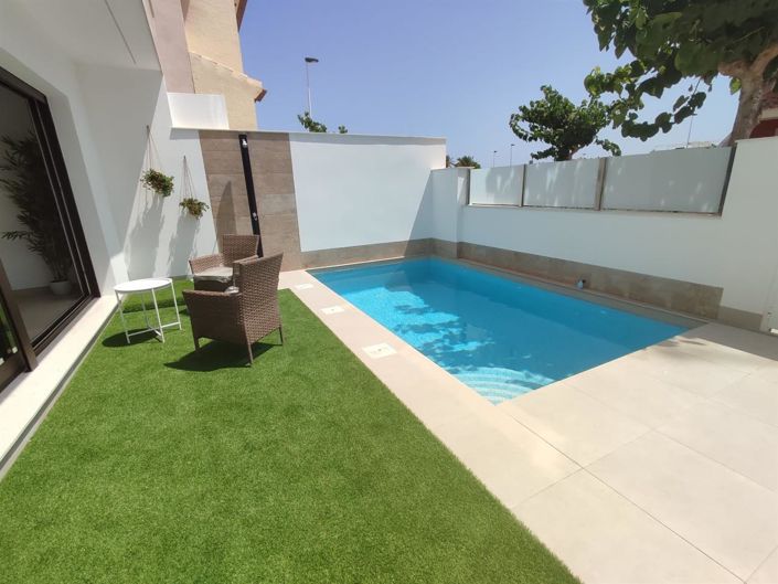 Image No.4-3 Bed Villa for sale