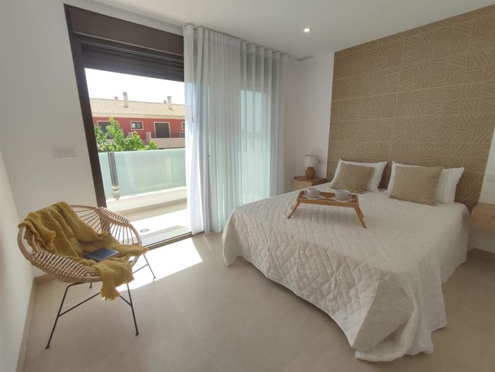 Image No.7-3 Bed Villa for sale