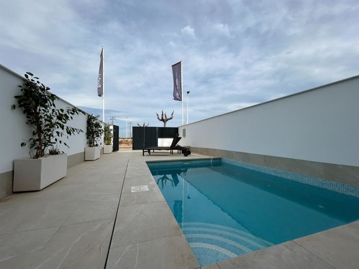 Image No.25-3 Bed Villa for sale