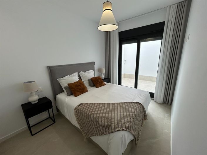 Image No.38-3 Bed Villa for sale