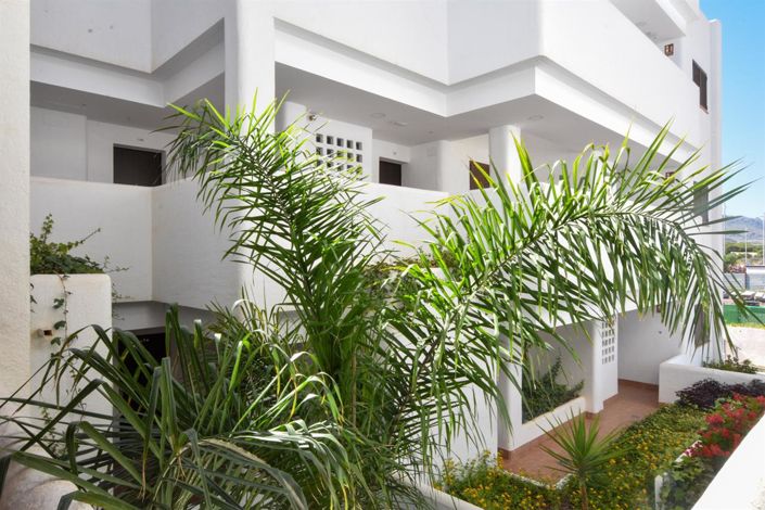 Image No.23-2 Bed Apartment for sale