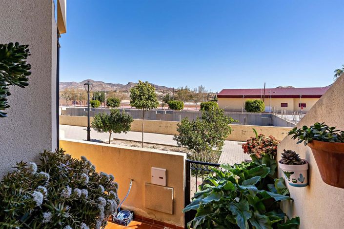 Image No.6-4 Bed Property for sale