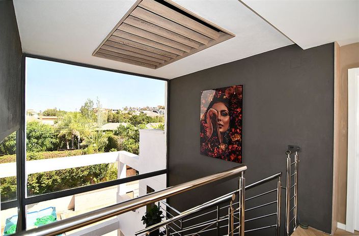 Image No.4-6 Bed Villa for sale