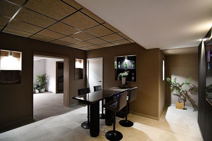 Image No.9-6 Bed Villa for sale