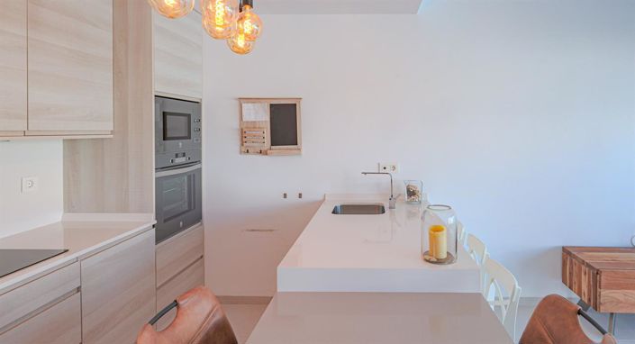 Image No.15-3 Bed Property for sale