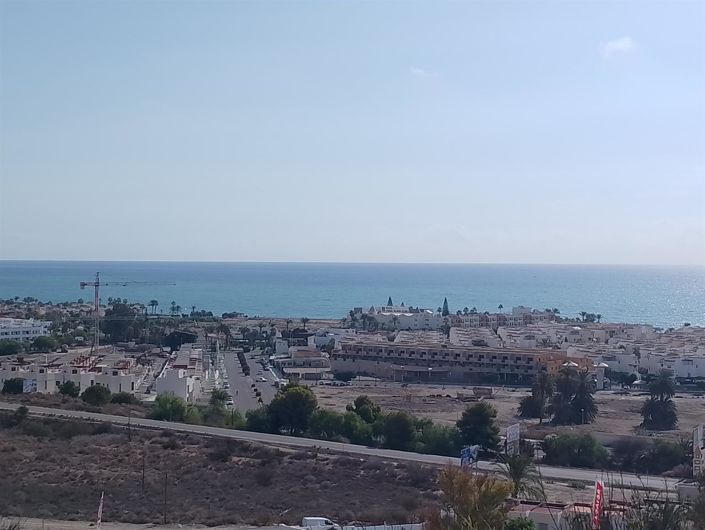 Image No.30-3 Bed Property for sale