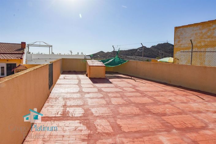 Image No.25-3 Bed Property for sale