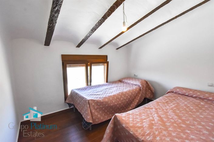 Image No.13-5 Bed Villa for sale