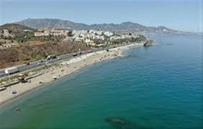 Image No.8-5 Bed Villa for sale