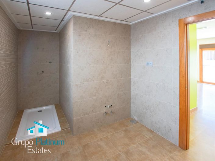 Image No.11-5 Bed Villa for sale