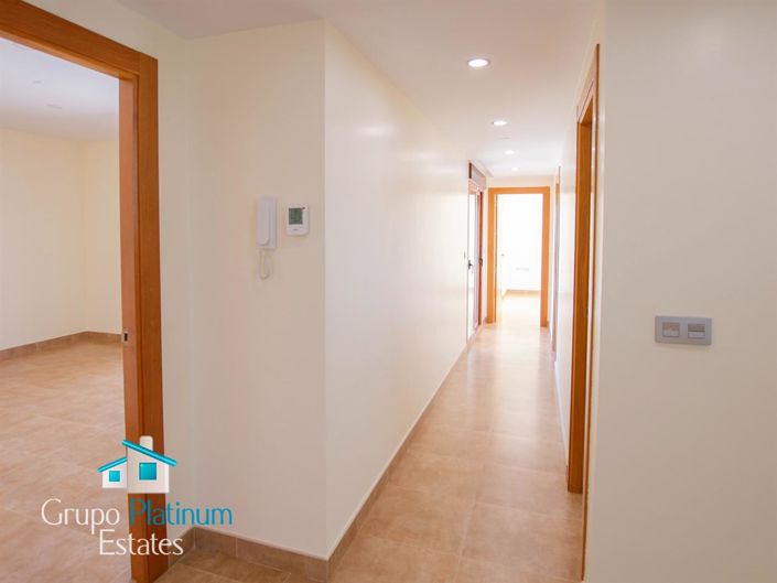 Image No.16-5 Bed Villa for sale