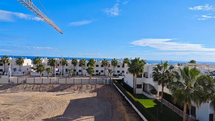 Image No.32-2 Bed Property for sale