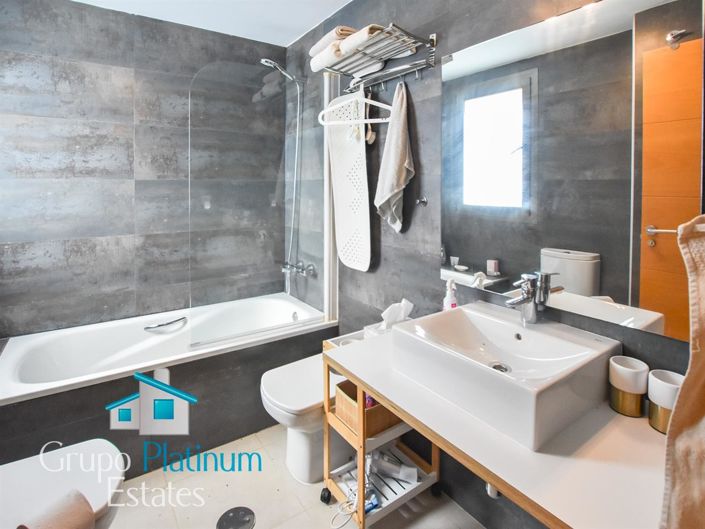 Image No.14-1 Bed Apartment for sale