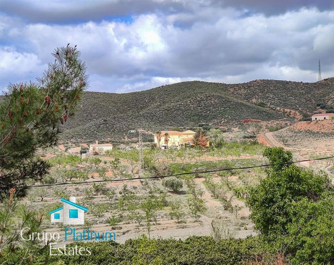 Image No.18-3 Bed Villa for sale