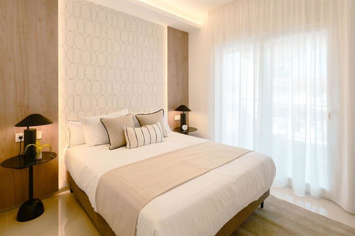 Image No.29-3 Bed Property for sale