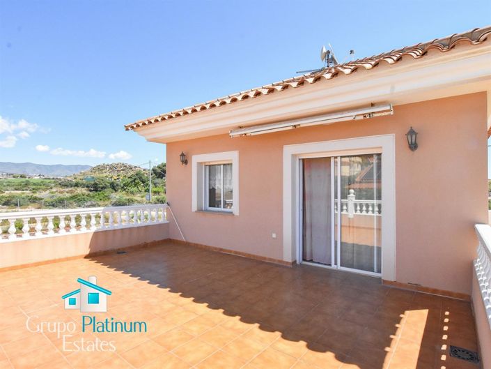 Image No.14-4 Bed Villa for sale