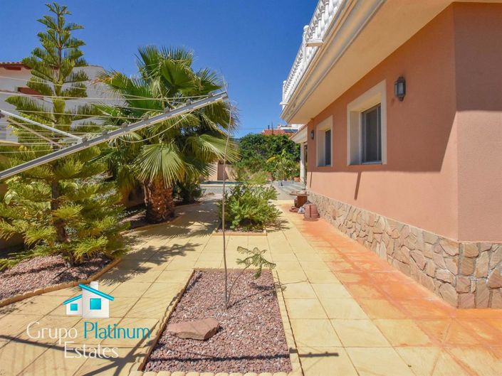 Image No.18-4 Bed Villa for sale