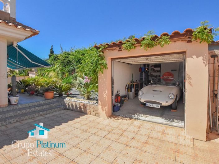 Image No.28-4 Bed Villa for sale