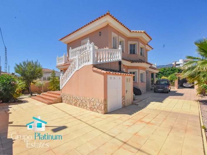 Image No.26-4 Bed Villa for sale