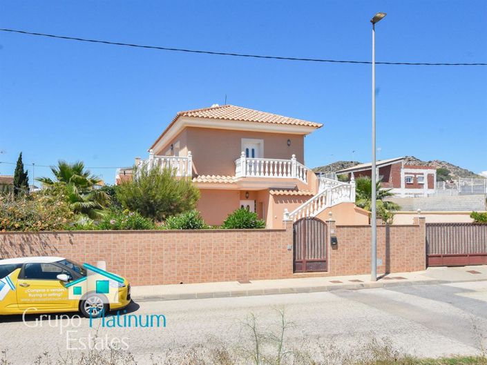 Image No.29-4 Bed Villa for sale