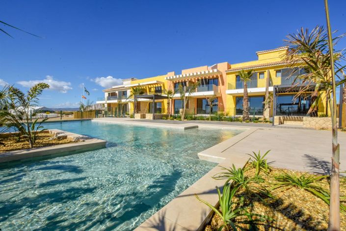 Image No.3-2 Bed Property for sale