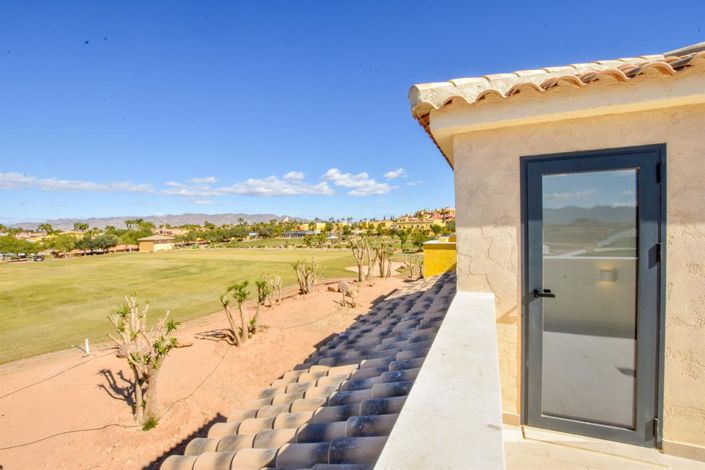 Image No.33-2 Bed Property for sale