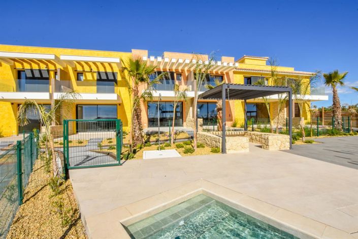 Image No.40-2 Bed Property for sale