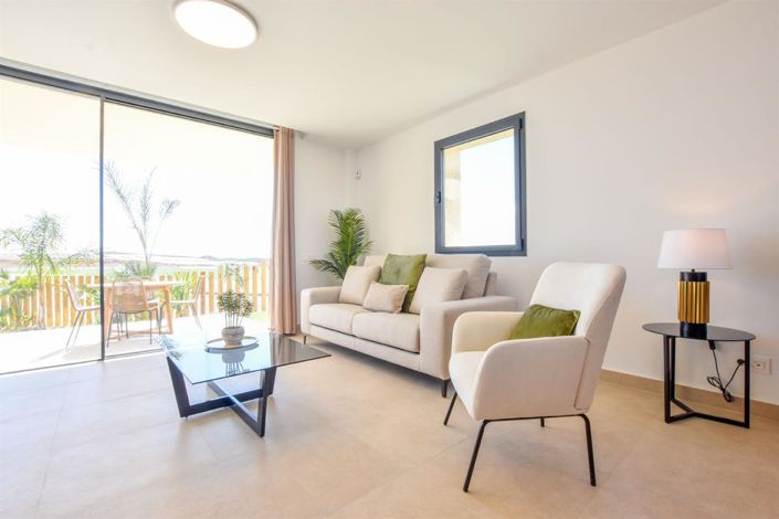 Image No.8-2 Bed Property for sale